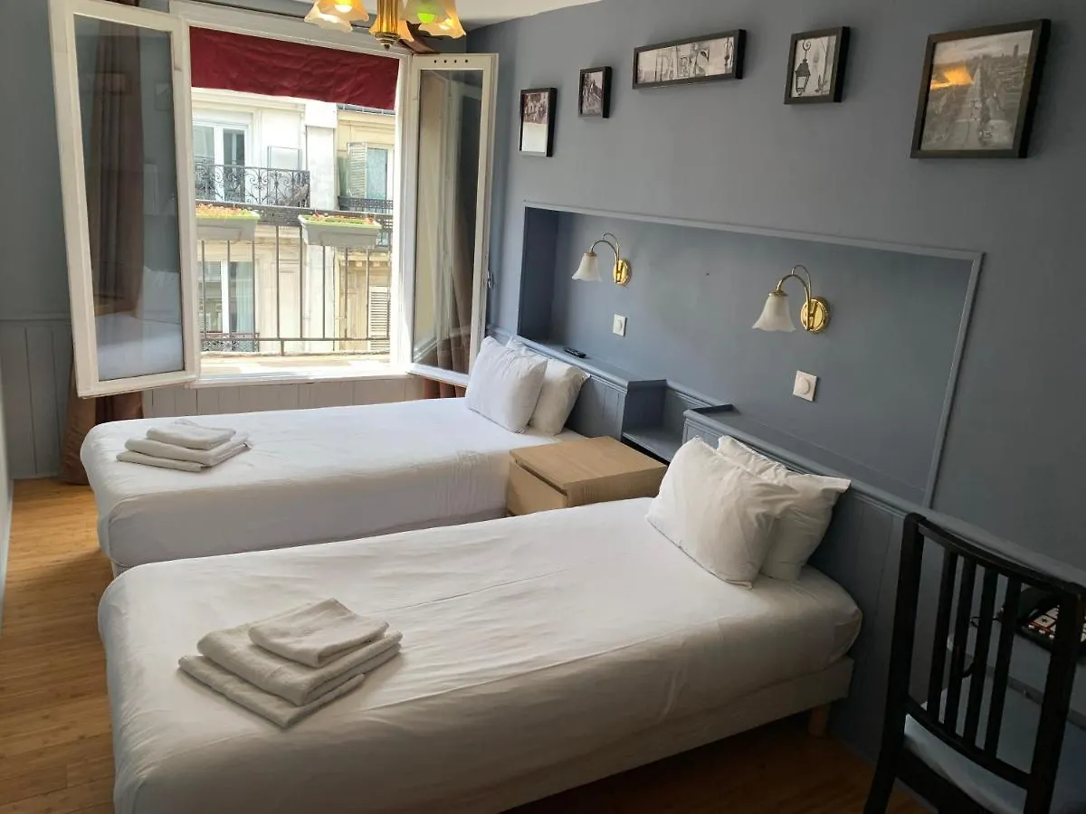 Otel Apollo Opera